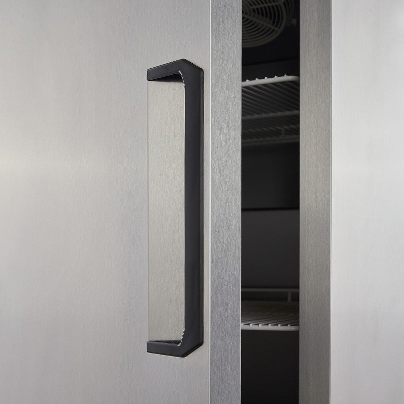 CONGELADOR VERTICAL SOLIDO - LINEA INOX+PLUS VRF-18-1DS