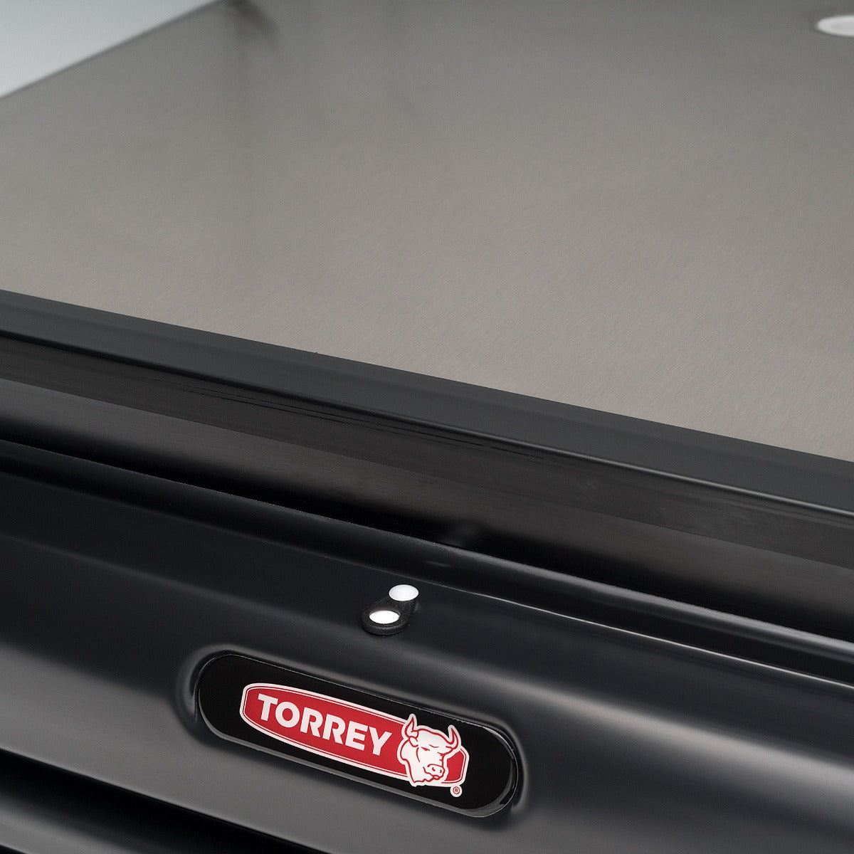 REFRIGERADOR VERTICAL EXHIBIDOR 19 PIES NEGRO | TVC19