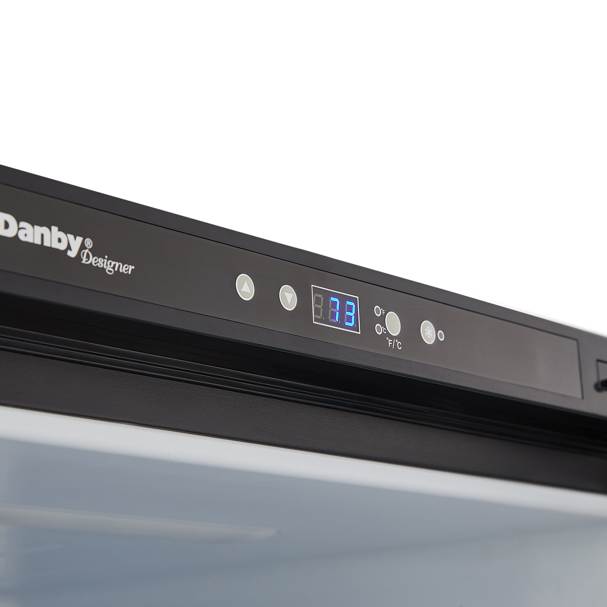 CONGELADOR DIGITAL 17 PIES NEGRO | CVSN-17D