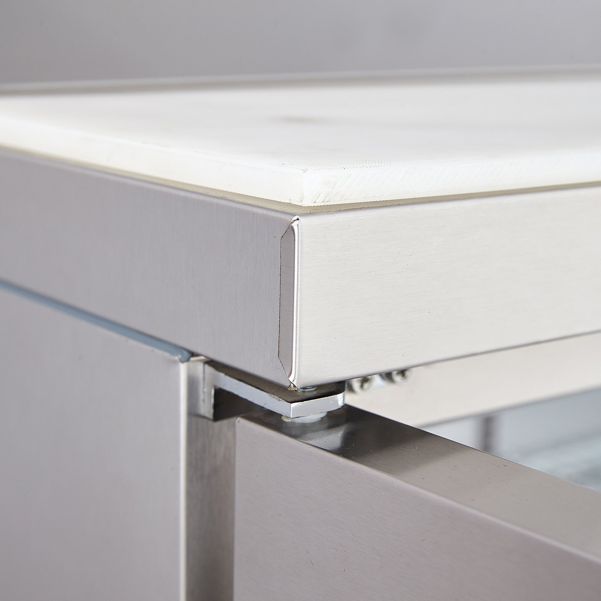 MESA FRÍA DE PREPARACIÓN SANDWICH Y ENSALADAS | MFS-48